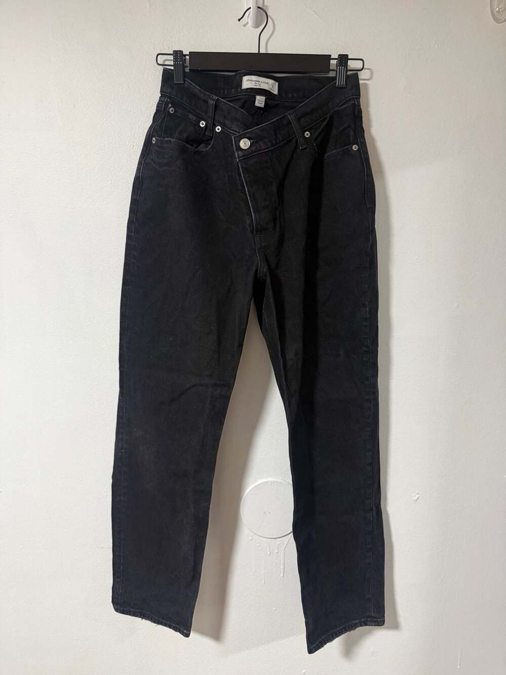 Abercrombie & Fitch The Dad High Rise Curve Love Black Jeans Size 27/4S